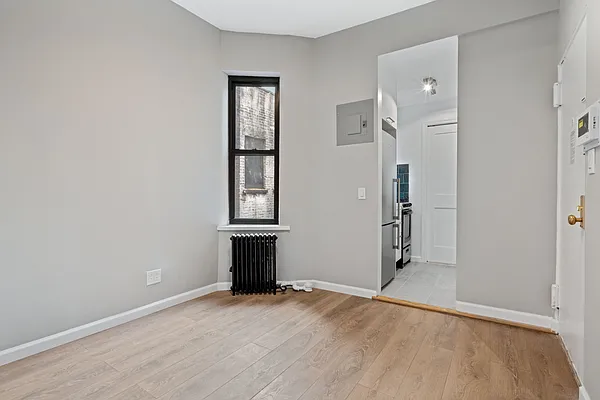 Rented by Lisa Management Inc | media 9