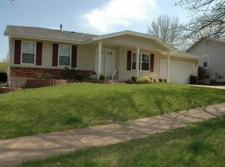 254 Vistaoak Ct, Ballwin, MO 63021