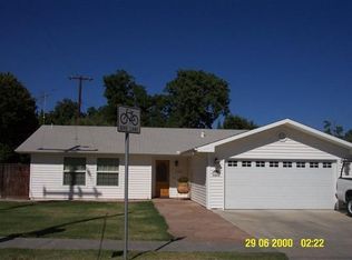 1233 Rodgers Rd, Hanford, CA 93230