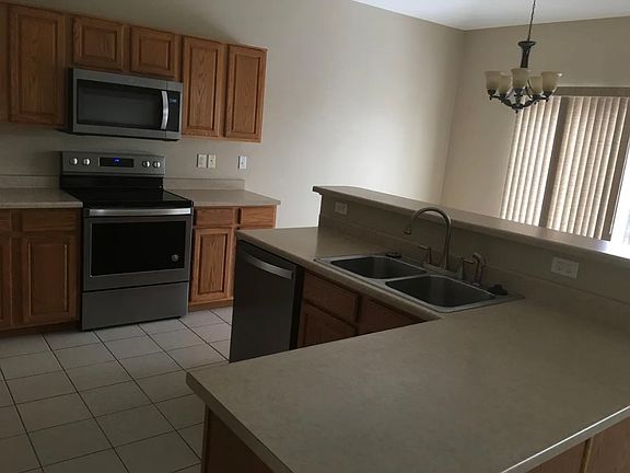 5th image of 21735 Mount Elbert Pl