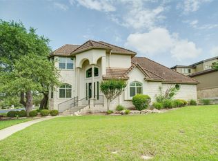 18 Glenway Dr, The Hills, TX 78738