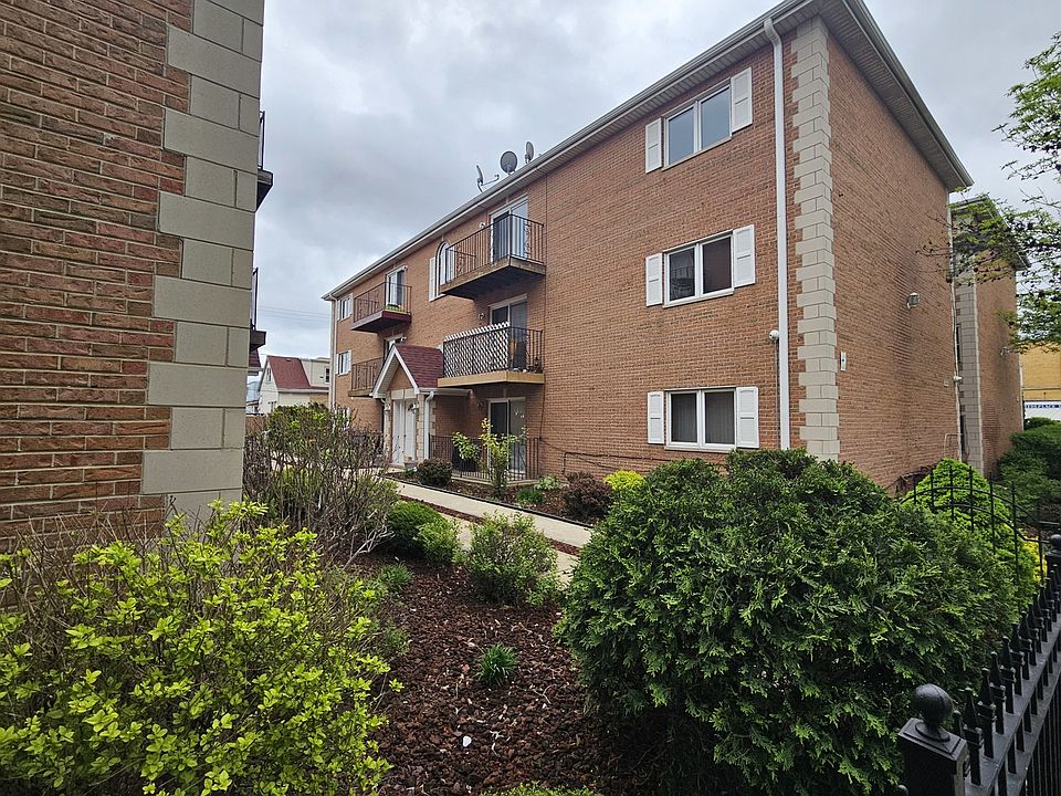 1st image of 4441 N Central Ave APT 3W