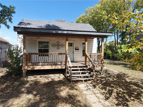 705 W South 1st St, Shelbyville, IL 62565