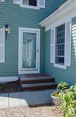 3rd image of 21 Settlers Way