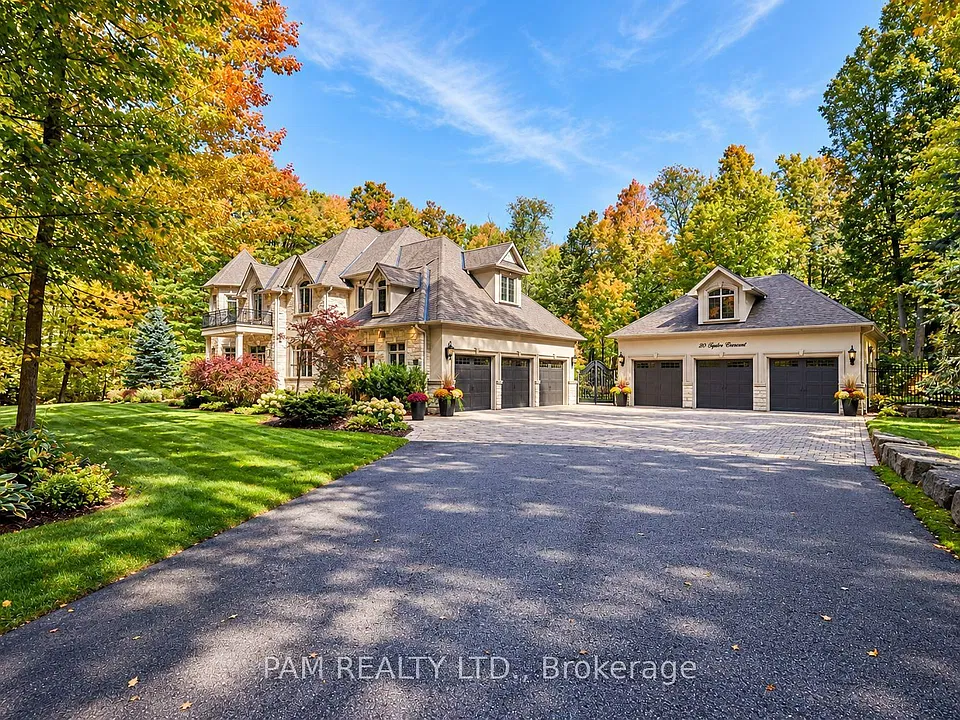 20 Ogden Cres