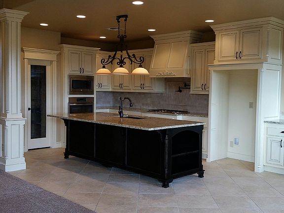 3rd image of 7912 Brady Way