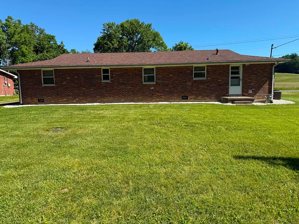 Building Photo - 1041 W Cape Rock Dr