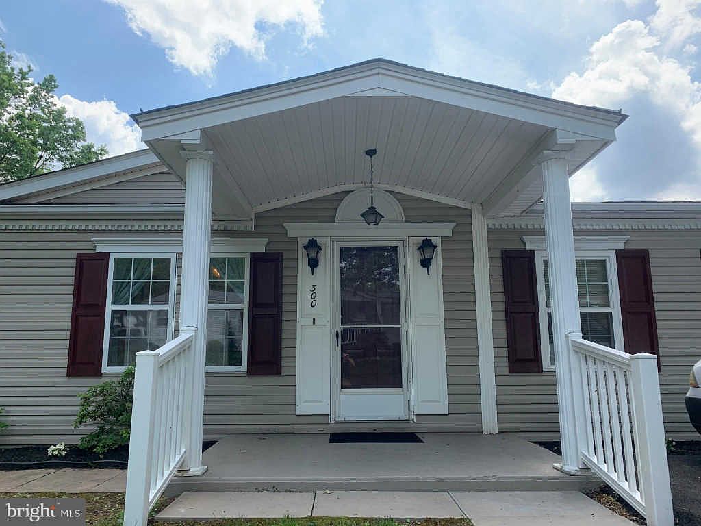 300 Hidden Springs Dr, Souderton, PA 18964 Zillow