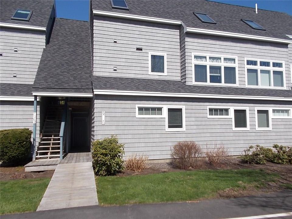 1st image of 146 West Grand #71