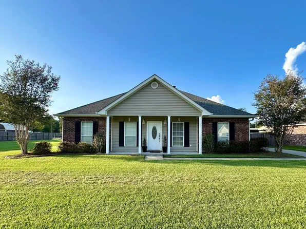 10211 Webb Rd, Hammond, LA 70403