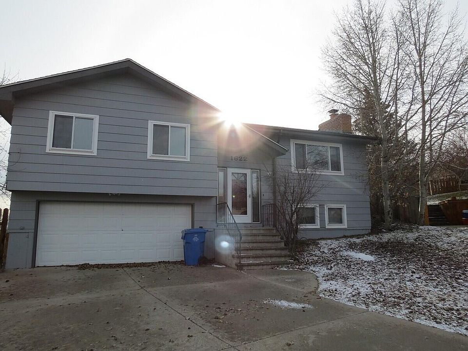 1st image of 1622 3rd West Hill Dr