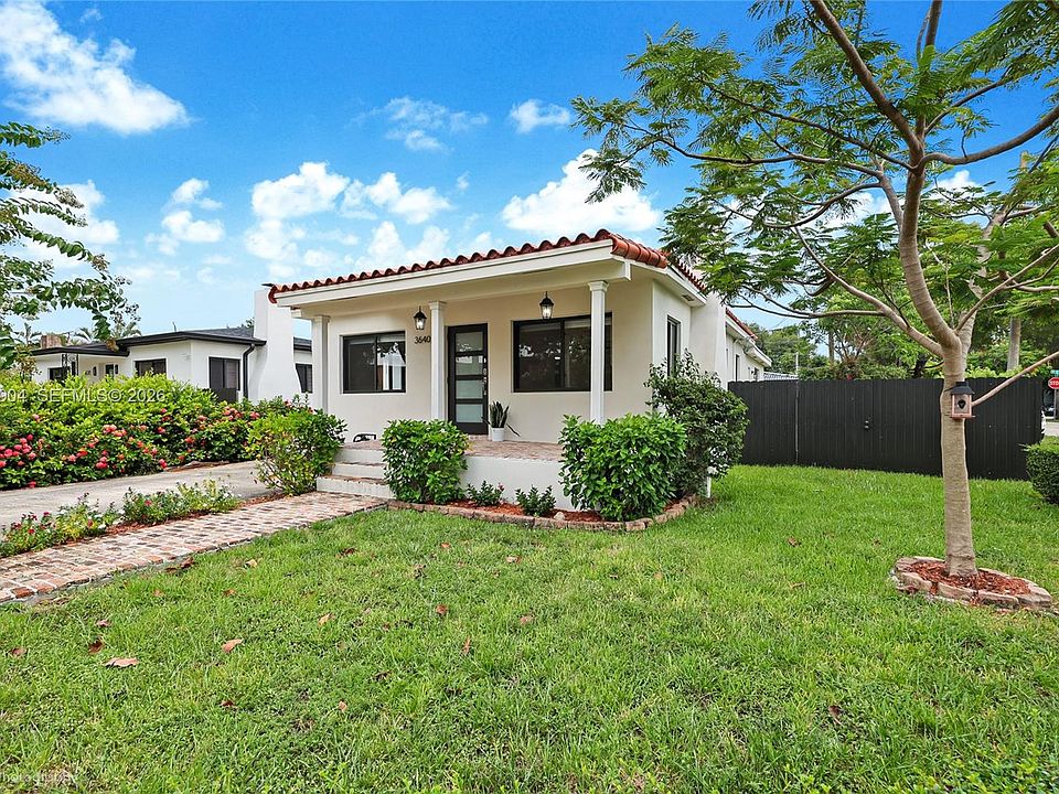 1st image of 3640 SW 11th St