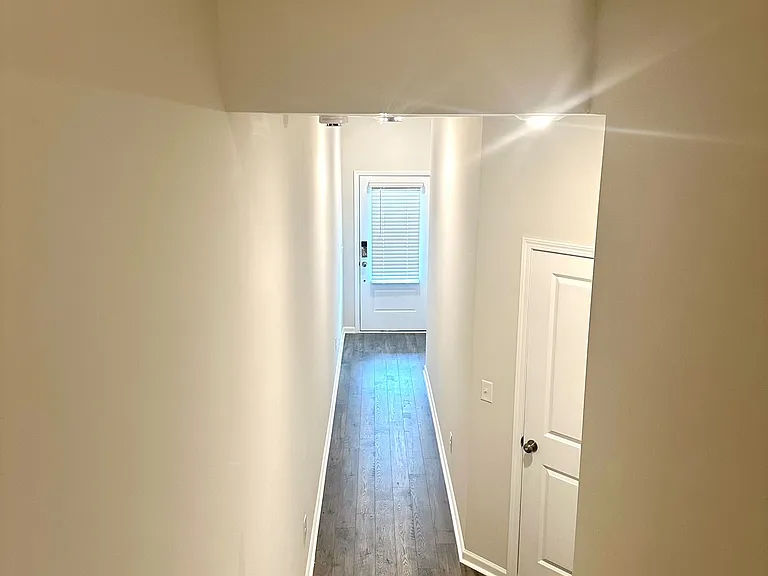 1630 Halbrook Pl SW — Photo 13