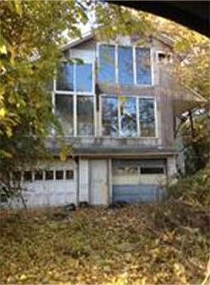 2nd image of 336 Main St