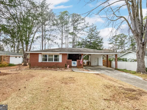 1716 Cedarwood Rd, Milledgeville, GA 31061