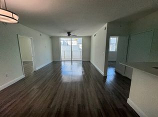 110 SW 13th St #807, Miami, FL 33130