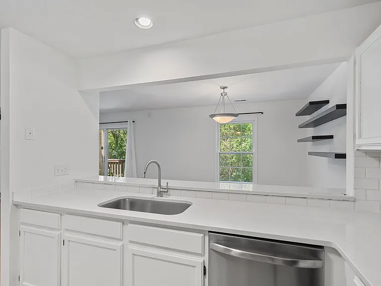 3302 Selwyn Farms Ln #9 — Photo 12