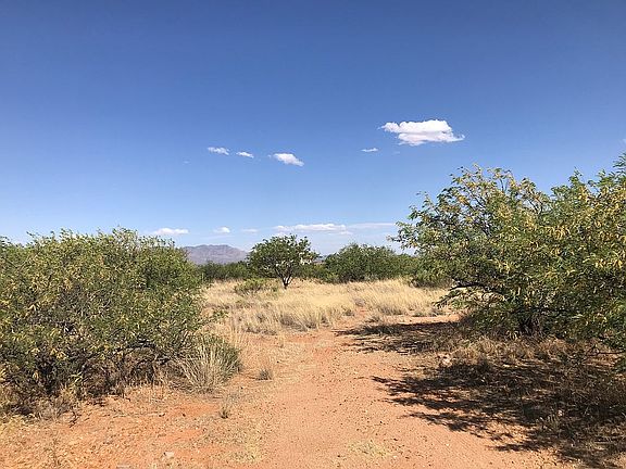 driveway off Natoma Trail