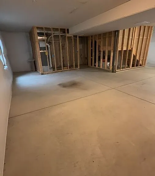 10092 Moorcroft Dr — Photo 19