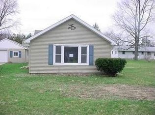641 S Grant Ave, Three Rivers, MI 49093