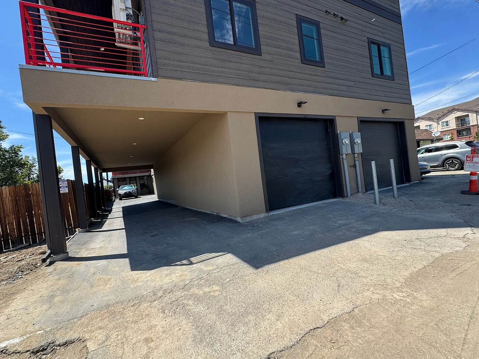 2 bed, 1408 sqft, $2,550 — Photo 3