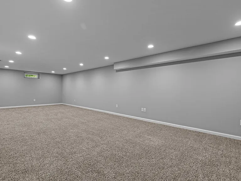 2332 Cleek Ct — Photo 26