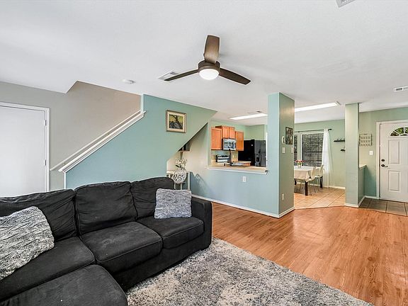5th image of 10616 Marshitahs Way