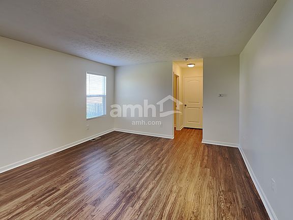 2nd image of 138 Hawksoar Dr