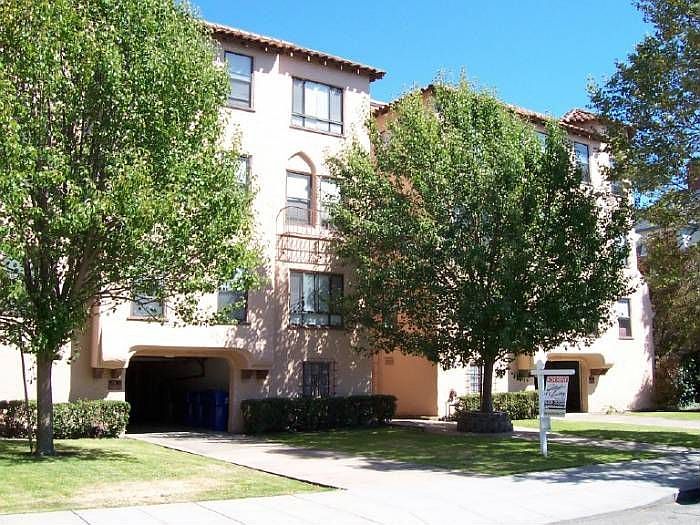 Charming Security bldg