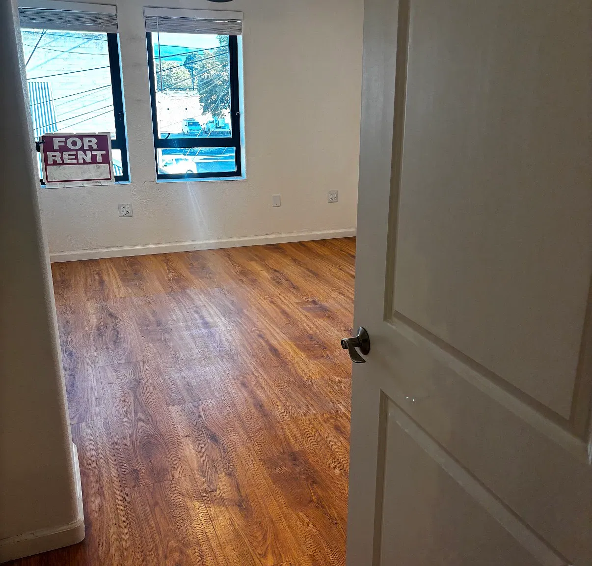 2 bed, 600 sqft, $2,450 — Photo 4