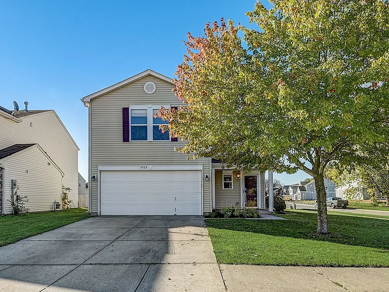 9389 W Stargazer Dr — Photo 2