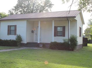 2915 Mayfield Rd, Paducah, KY 42003