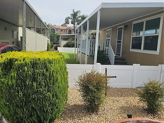 5th image of 2205 W Acacia Ave #16