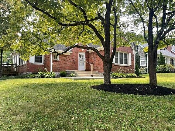 2nd image of 101 Romany Rd