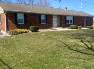 101 W College Corner Rd, Centerville, IN 47330