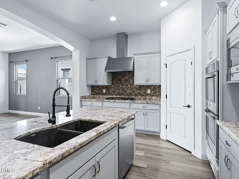 10218 E Bergeron Ave — Photo 14