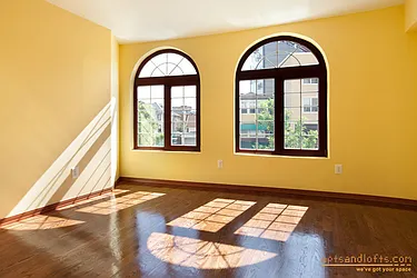 Rented by aptsandlofts.com