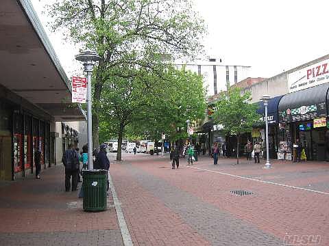2nd image of 8905 165th St