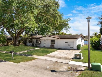 9342 NW 23rd St, Pembroke Pines, FL, 33024
