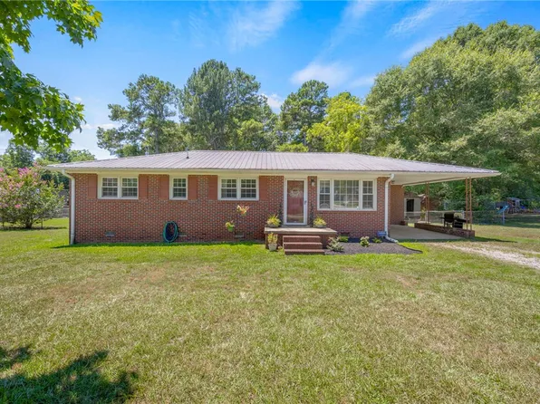 516 Wesley Ct, Starr, SC 29684