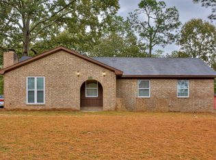 3718 Raintree Dr, Hephzibah, GA 30815