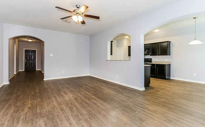 9021 Curacao Dr — Photo 3