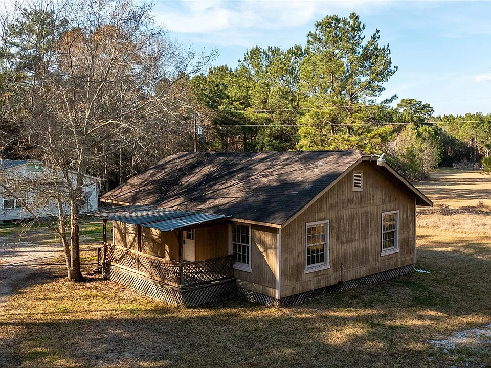 2407 County Road 2235