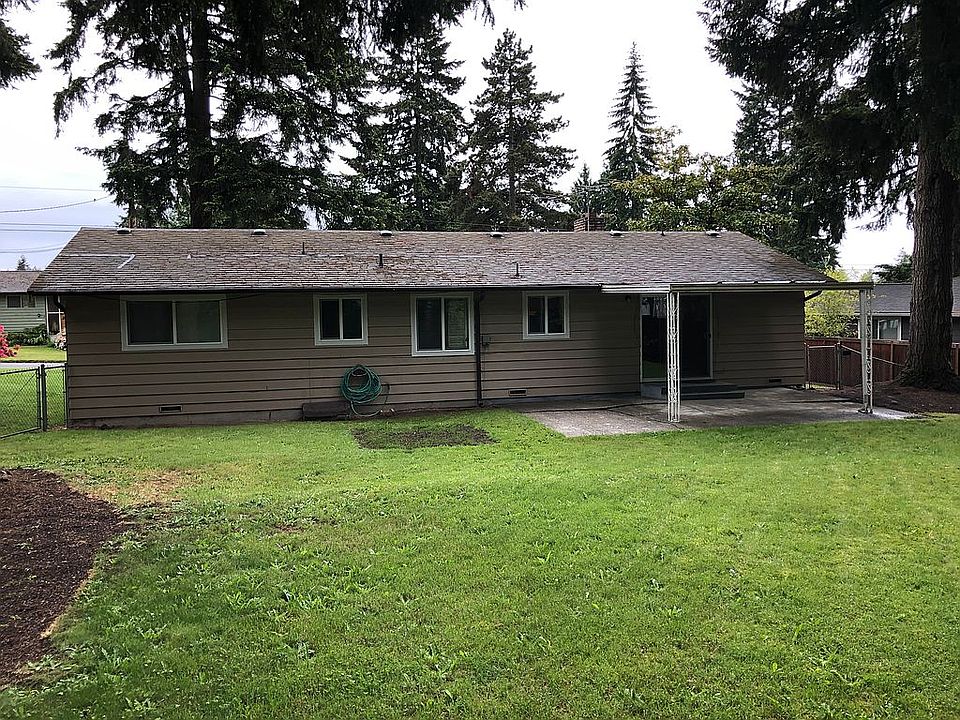 2nd image of 13014 NE 132nd Pl