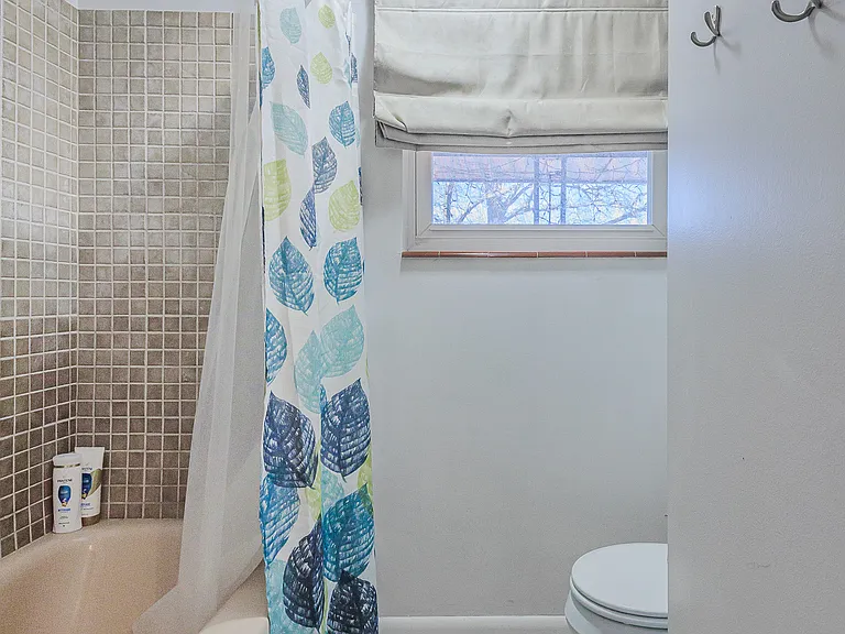 949 E Gregson Ave #1 — Photo 32