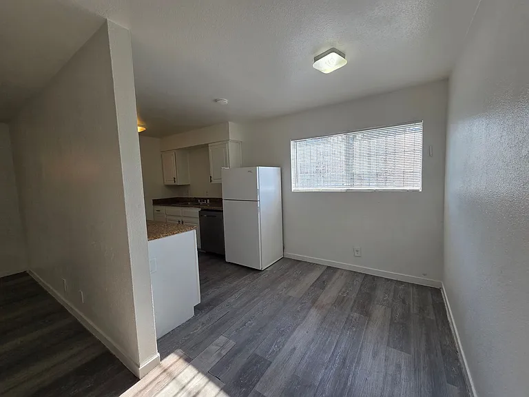 3370 Brussels St — Photo 5
