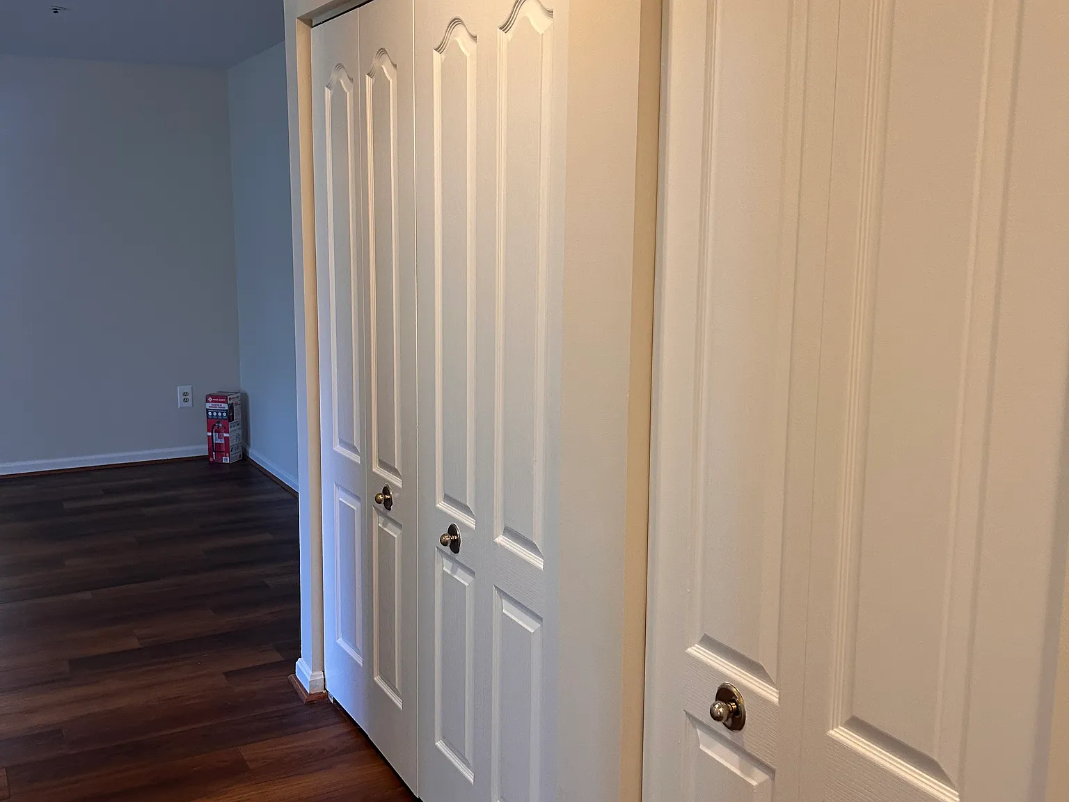 3 bed, 1083 sqft, $2,400 — Photo 3
