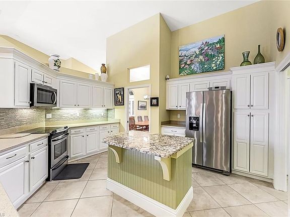 2nd image of 317 Lambton LN