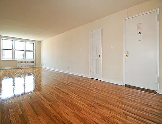 Rented by SW Queens Mezzanine | media 20