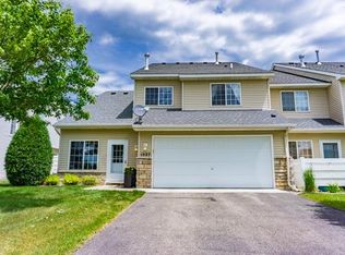 1527 Prosperity Ln, Waconia, MN 55387